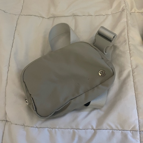 Unlisted 2 - Picture 2 of 5